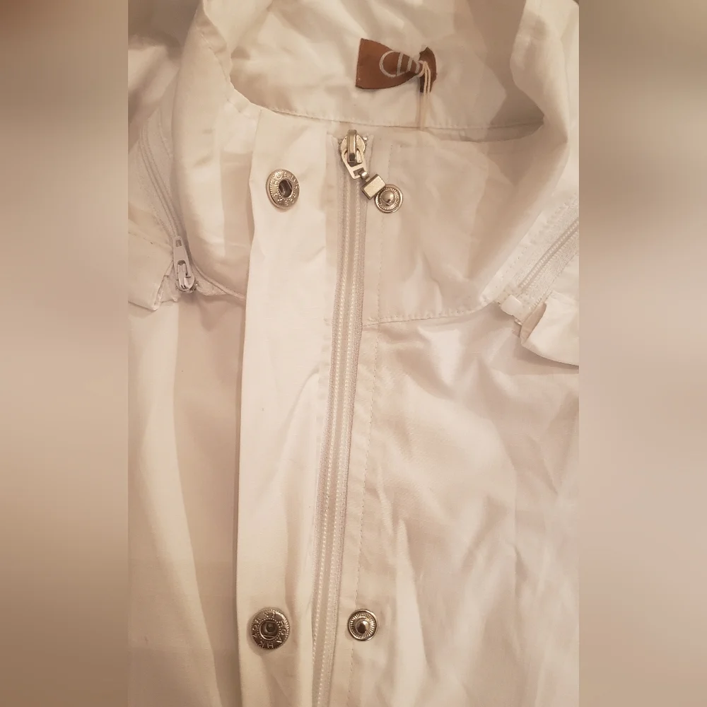 CLN Sweden white hooded windbreaker, size S - NEW - Picture 6 of 10